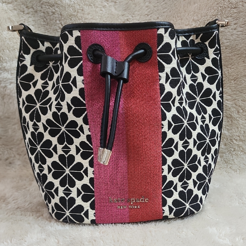 Kate Spade Flower Jaquard Med Bucket Bag Cream Multi